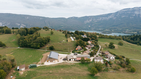 Ferme de la Pierre Nathal à Dullin pour le magasin de producteur Producteurs de Saveurs Pont de Beauvoisin magasin bio